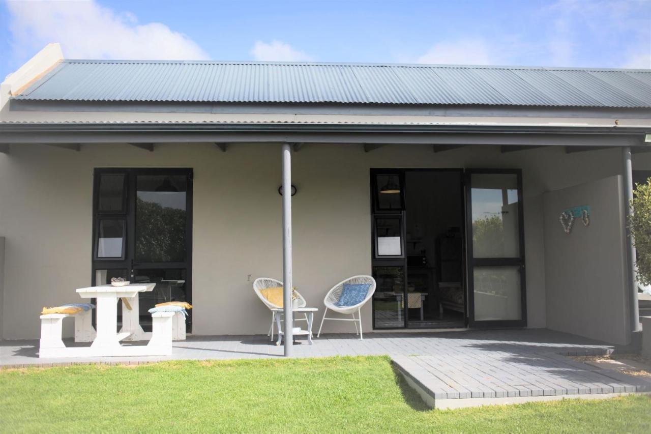 Three Feathers Cottages Langebaan Exterior foto