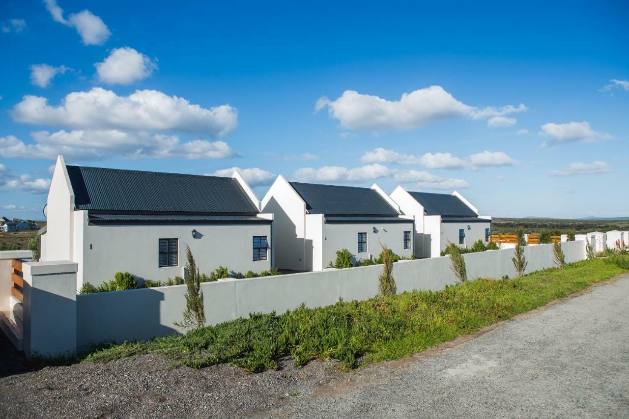 Three Feathers Cottages Langebaan Exterior foto