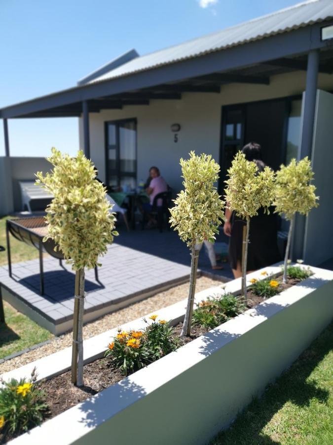 Three Feathers Cottages Langebaan Exterior foto
